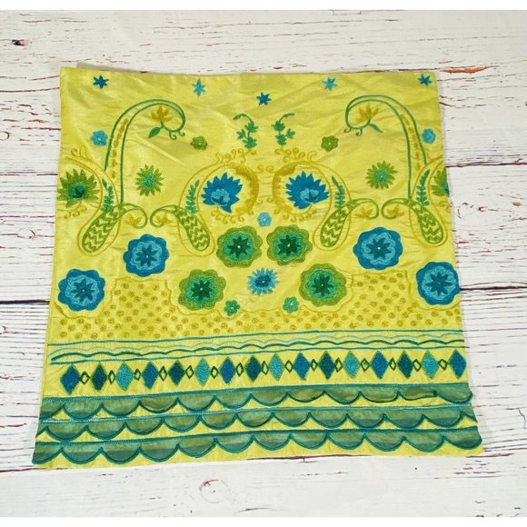 Pier 1 Other - Pier 1 Embroidered Throw Pillow Cover Pillowcase Sham Bright Green 18" x 18"